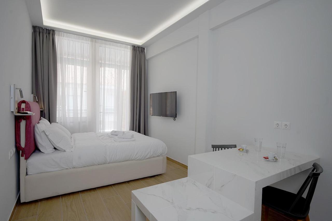 Tip - Top Suites أثينا المظهر الخارجي الصورة